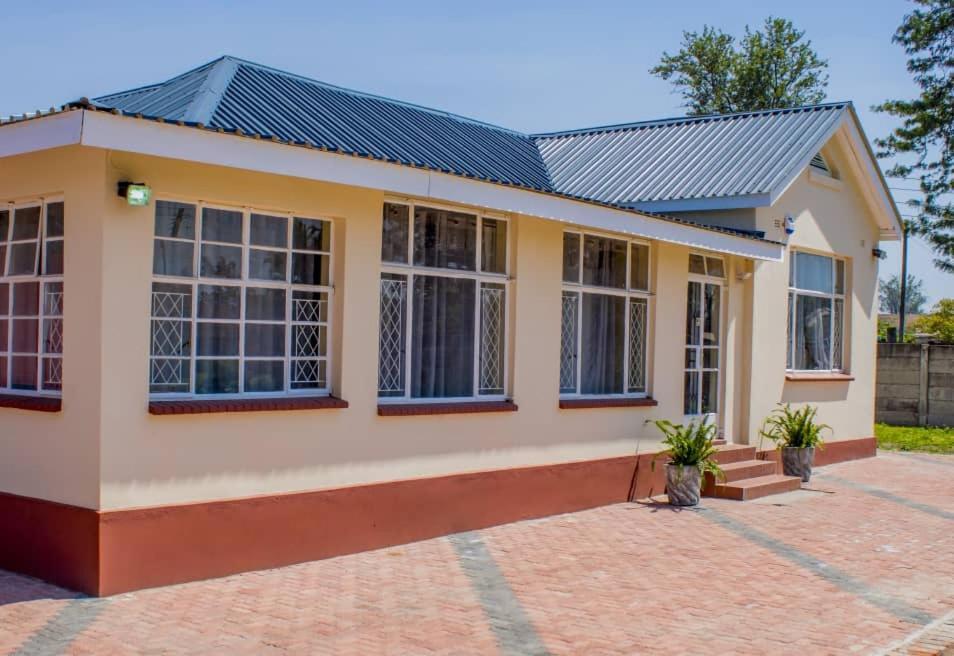 Lynm Residence Harare Luaran gambar